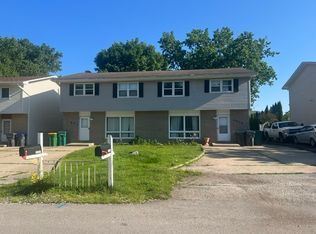 9905 W Oak Forest Dr, Beach Park, IL 60099