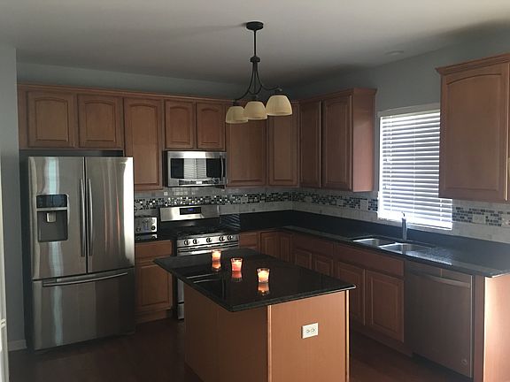 4th image of 3211 Drury Ln