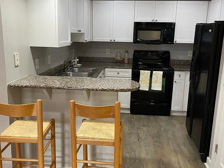 777 7th St NW #626 — Photo 25