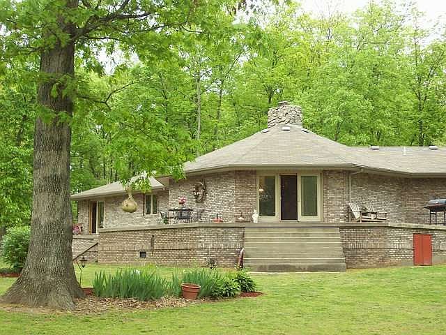 2nd image of 1187 County Road 600 E