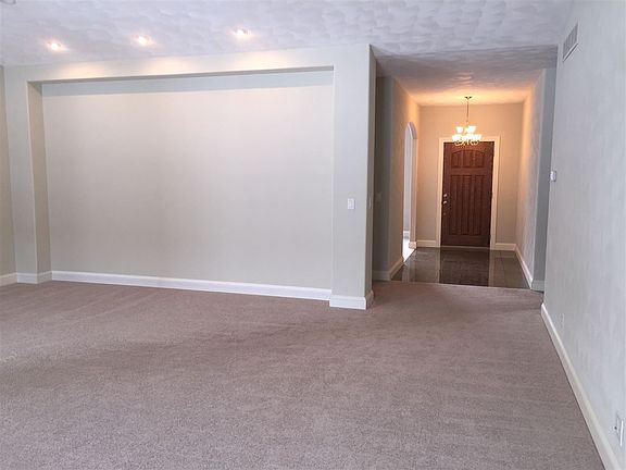 4th image of 5418 Forest Trail Dr