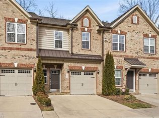 882 Silver Leaf Dr, Winston Salem, NC 27103