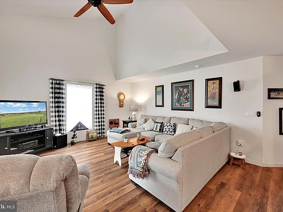 4th image of 11 Patience Ln