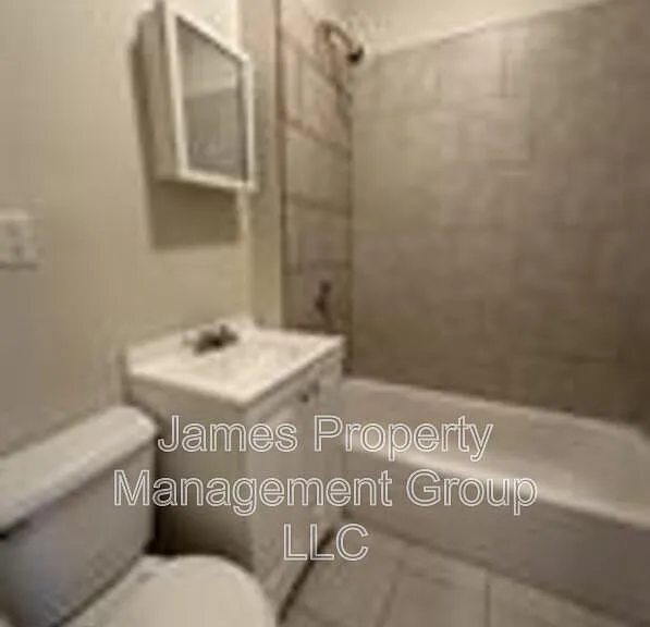 3213 W Warren Blvd #2 — Photo 45