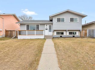 220 W 60th St SE, Calgary, AB T2A4K2