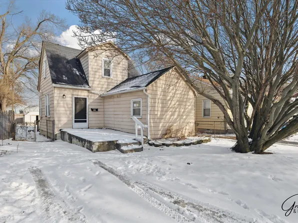 2615 Emmons Ave, Warren, MI 48091