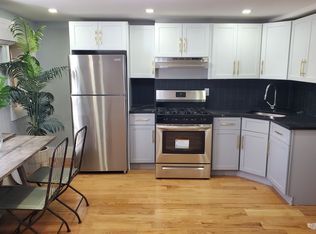51 Seidler St #1E, Jersey City, NJ 07304