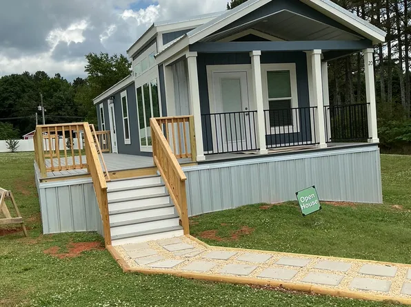 200 Byrd Drive Owens Cross Lot 20, Rds, AL 35763