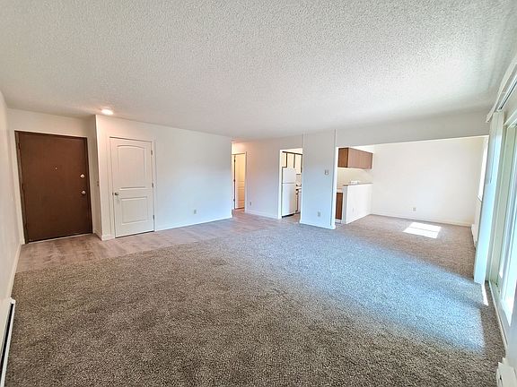 3rd image of 2809 E Upriver Dr #0