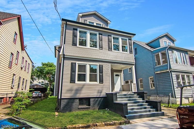 1st image of 266 Schley St