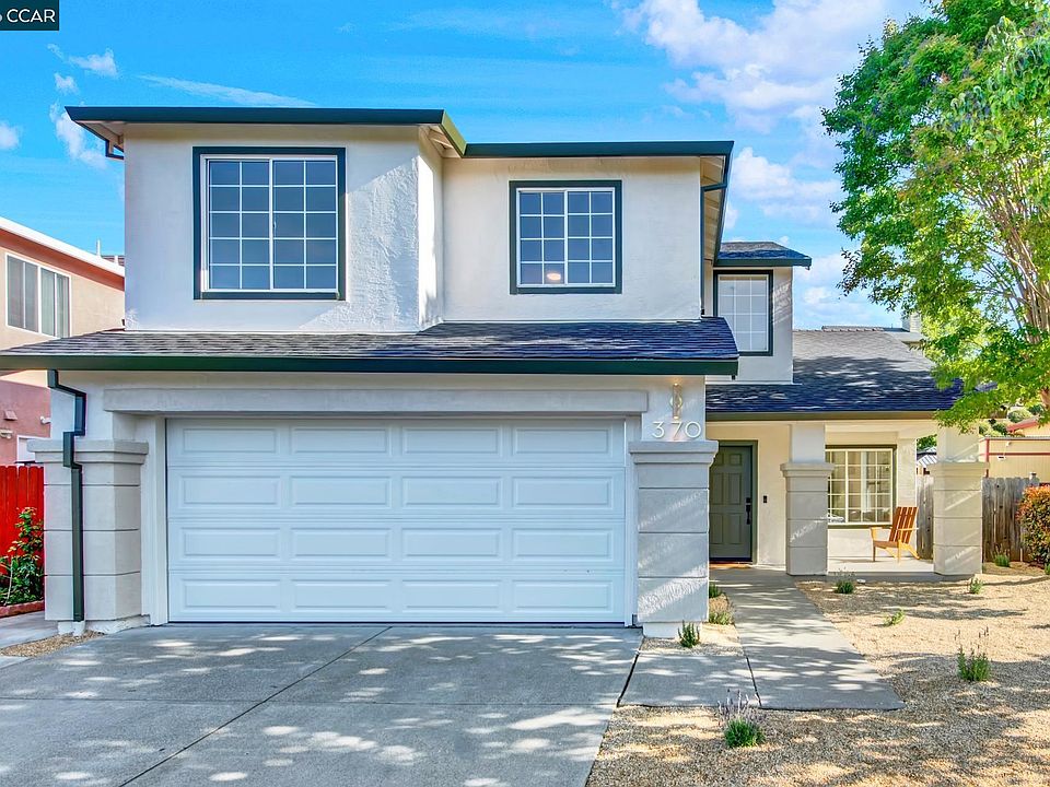 1st image of 370 Carousel Dr