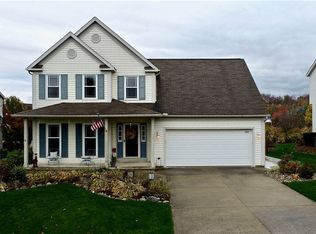 925 Longbrook Dr, Wadsworth, OH 44281