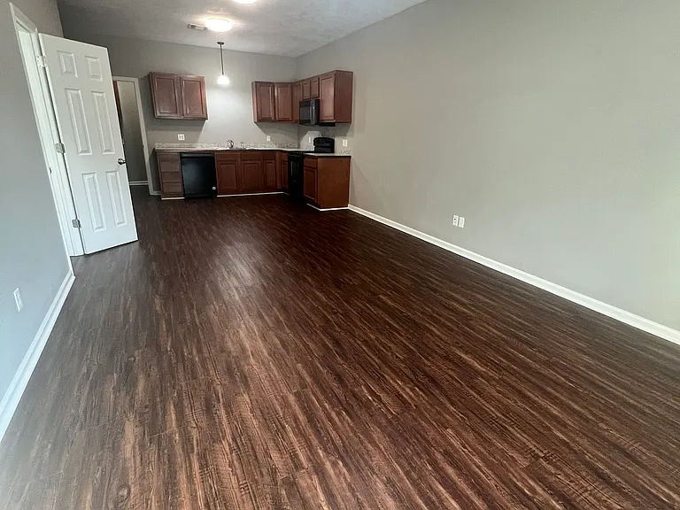 951 Tallow Rd — Photo 2