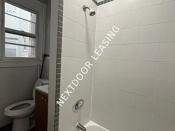 3rd image of 391 Avenue C #2M