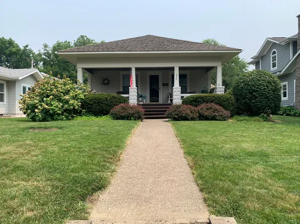 430 N Forest Pl, Culver, IN 46511