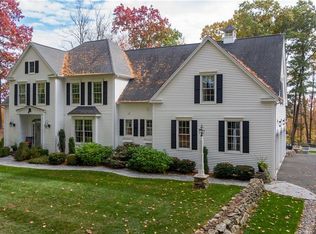 16 Holcomb Hill Rd, West Granby, CT 06090