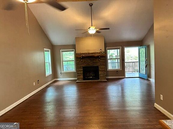 5th image of 596 Timberwalk Dr