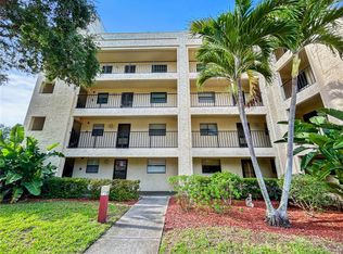 11485 Oakhurst Rd APT A102, Largo, FL 33774