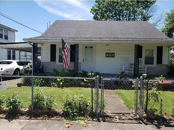 1st image of 217 E Millpond St