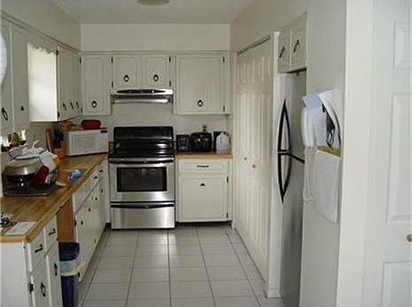 2nd image of 463 22nd Pl SE