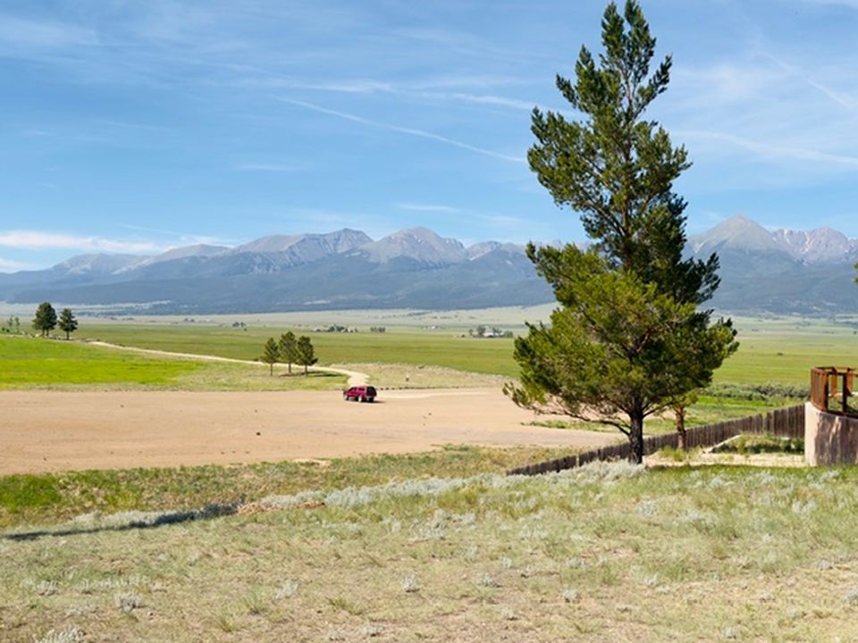 Apartment in Westcliffe, Custer - View 2