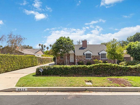 3rd image of 4924 Mammoth Ave