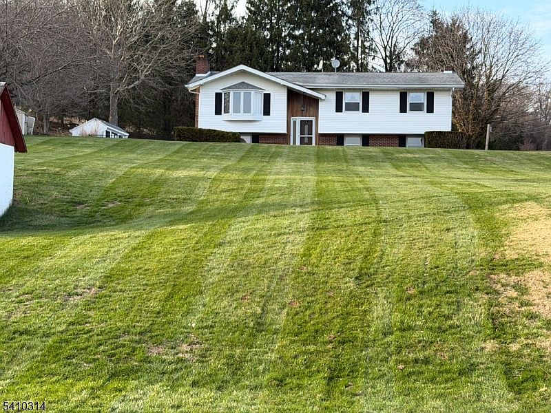 1st image of 252 Mountain View Road