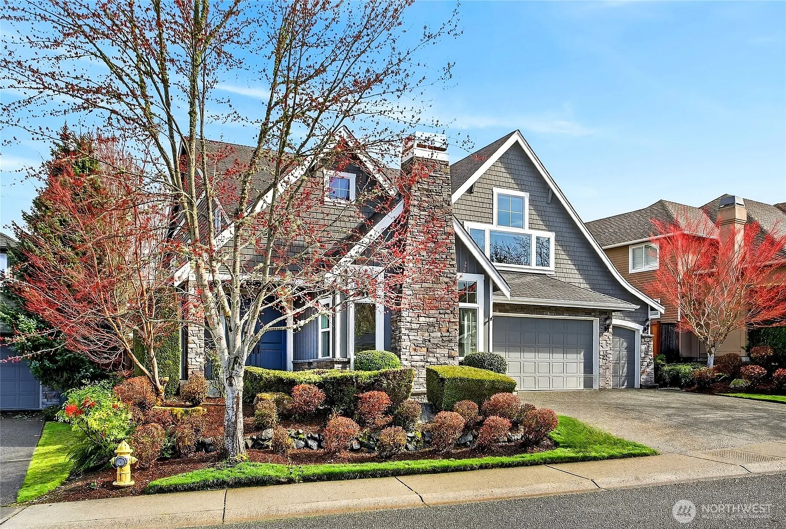 202 259th Avenue NE photo 1