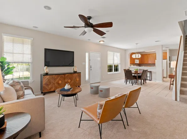 1900 Scofield Ridge Pkwy APT 202, Austin, TX 78727