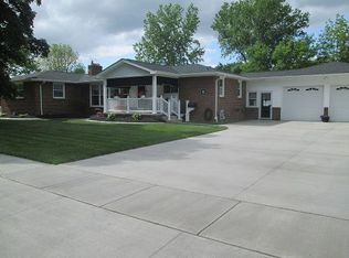 15 Lancaster Ave, Lancaster, NY 14086