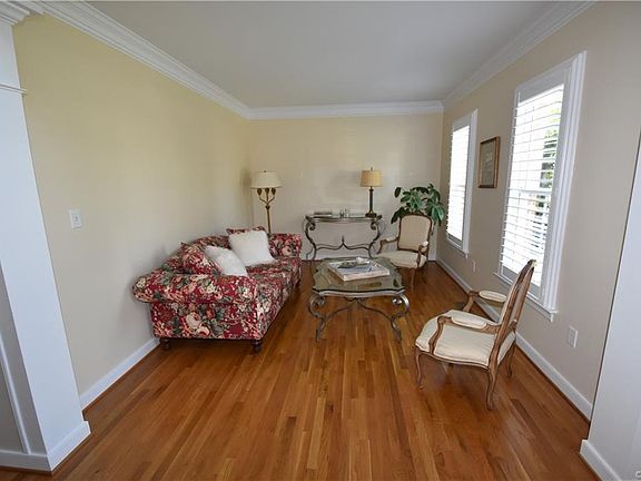 5th image of 6025 Brentmoor Dr