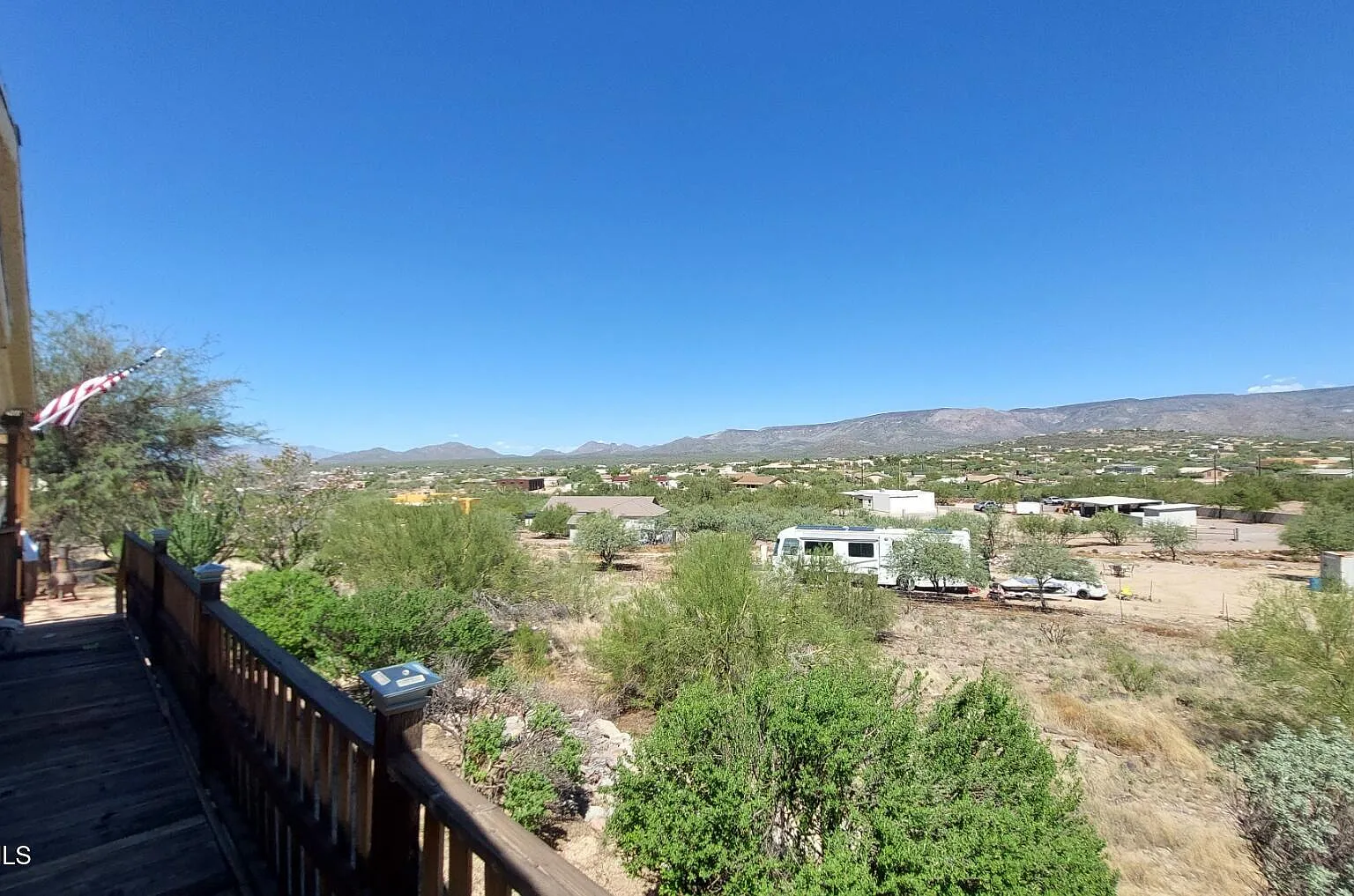 3 bed, 2.0 bath, 2194 sqft, $2,400 — Photo 4