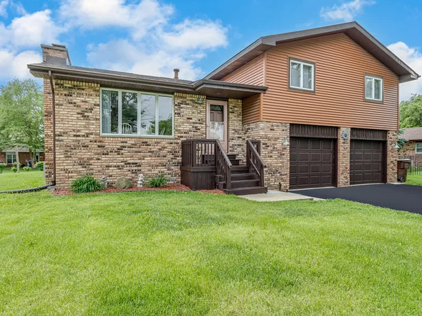 5 Cyrier Ct, Manteno, IL 60950