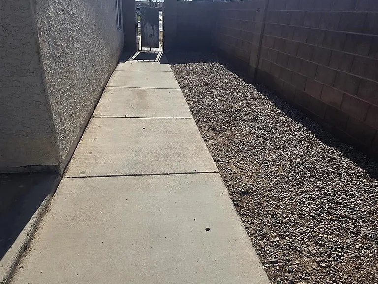 1541 S 34th Ave — Photo 20