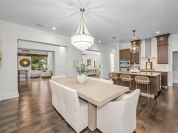 4th image of 1710 BRIGHTWATERS BOULEVARD NE