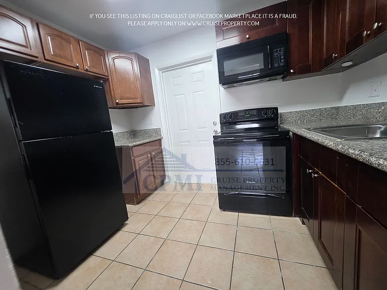8430 NW 40th St Coral Springs, FL 33065 — Photo 12