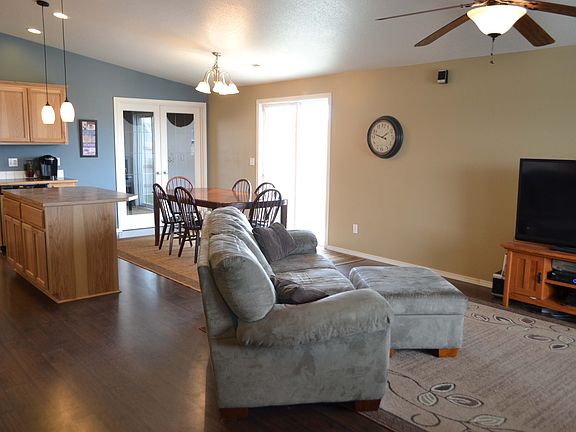 4th image of 5415 Roosevelt Dr