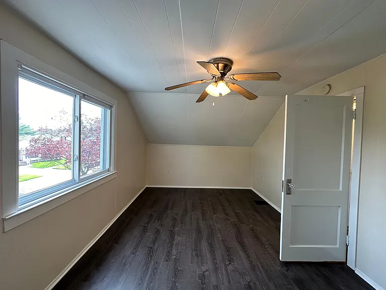 8549 Central Ave — Photo 8