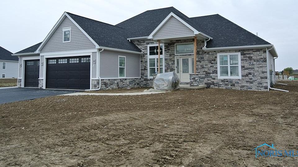 1st image of 15 Winfield Manor Ct