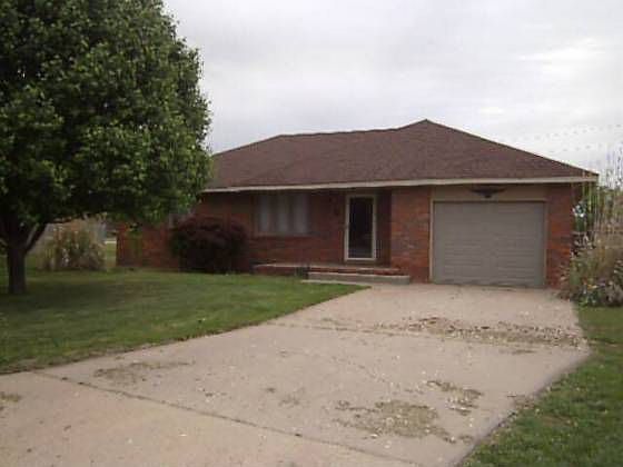 1st image of 6 Banyard Dr