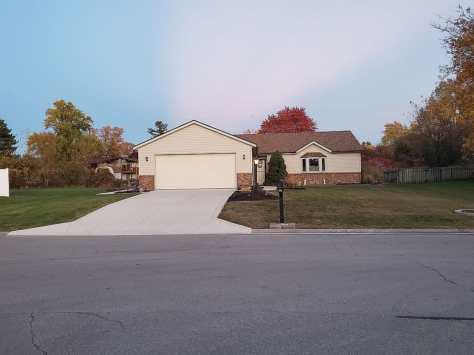 Front of House - Cul de Sac 