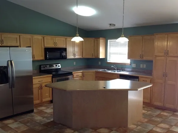 12380 Elm Slough Rd, Saint George, KS 66535