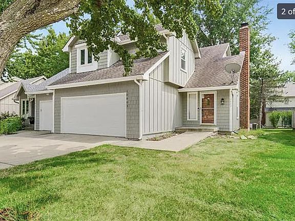 5th image of 10803 W 115th Pl