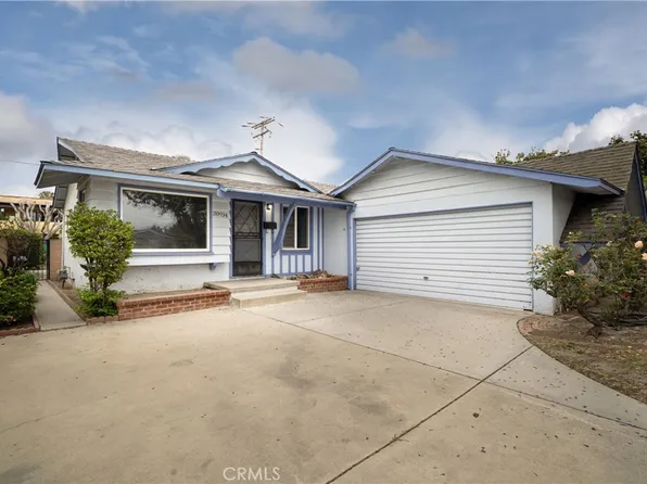 20934 Hawaiian Ave, Lakewood, CA 90715