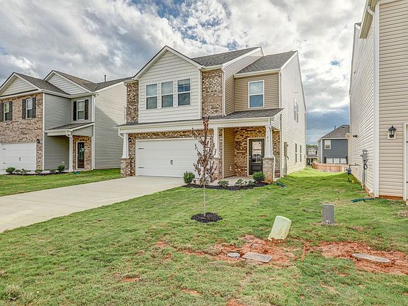 2nd image of 21 Garnet Ct