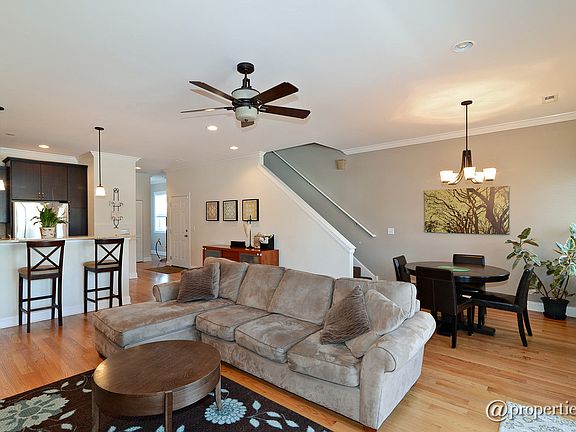Kitchen/Living Room