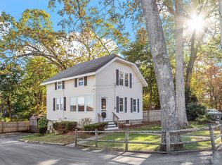 30 Oak St, Bellingham, MA 02019