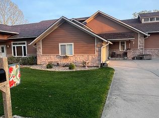3830 Big Island Dr, Roach, MO 65787