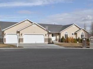 1582 Heather Downs Cir, South Jordan, UT 84095