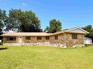 204 N Apple Ave, Newkirk, OK 74647